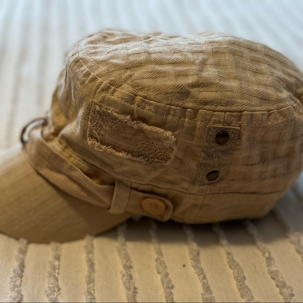 Hat-SOLD - Picture 2 of 3